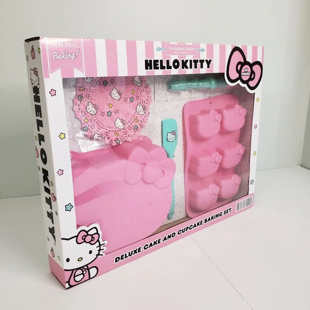 Hello Kitty Sanrio Shaped 23 PC Baking Gift Set Cake & Cupcake Silicone Mold NEW